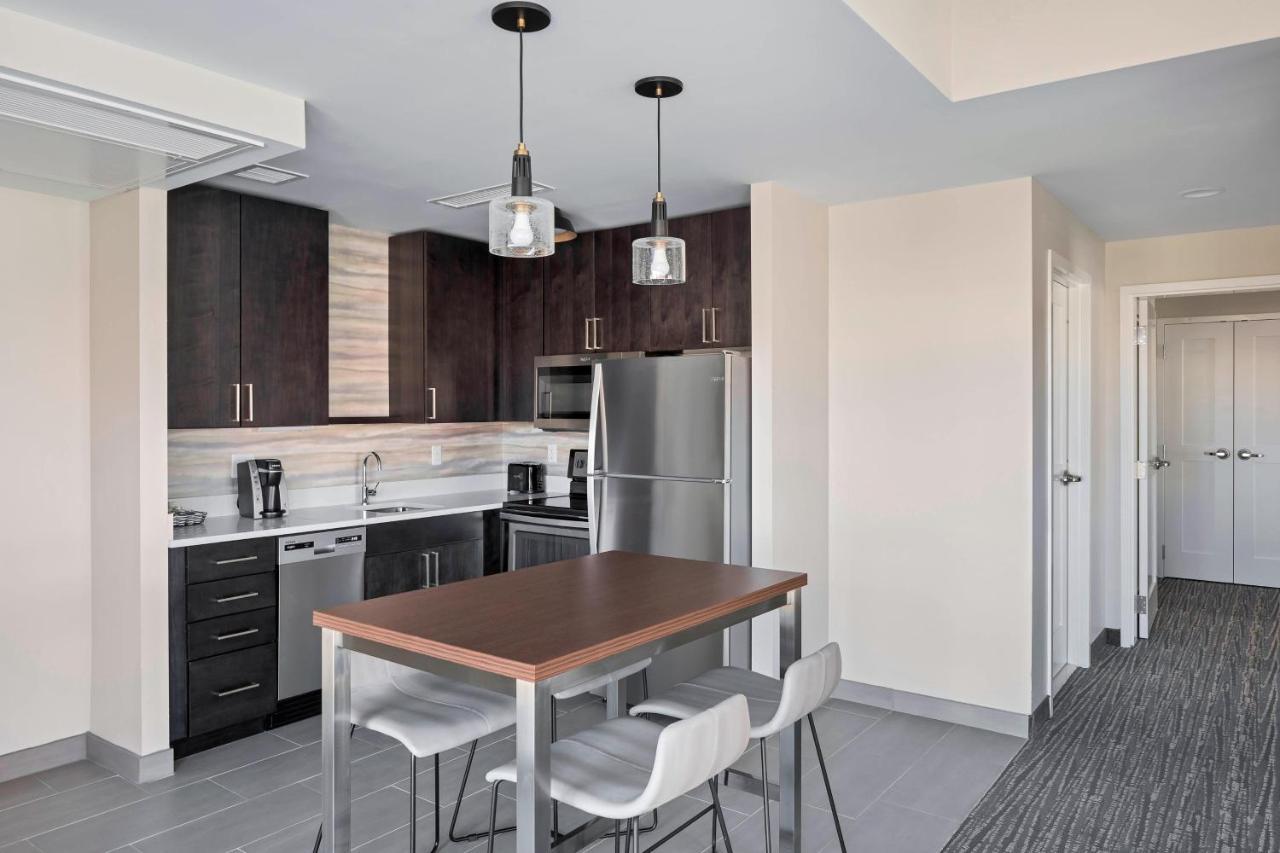 Residence Inn By Marriott Greenville Downtown Екстер'єр фото