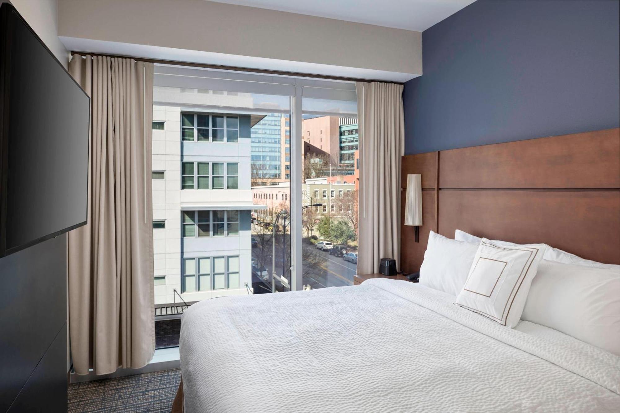 Residence Inn By Marriott Greenville Downtown Екстер'єр фото